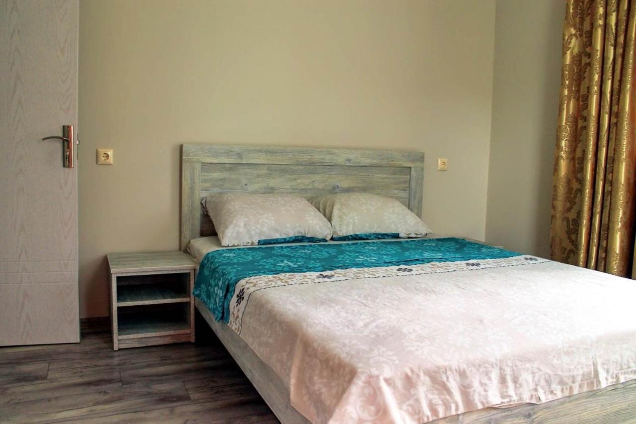 Tete Guest House Μπατούμι Εξωτερικό φωτογραφία