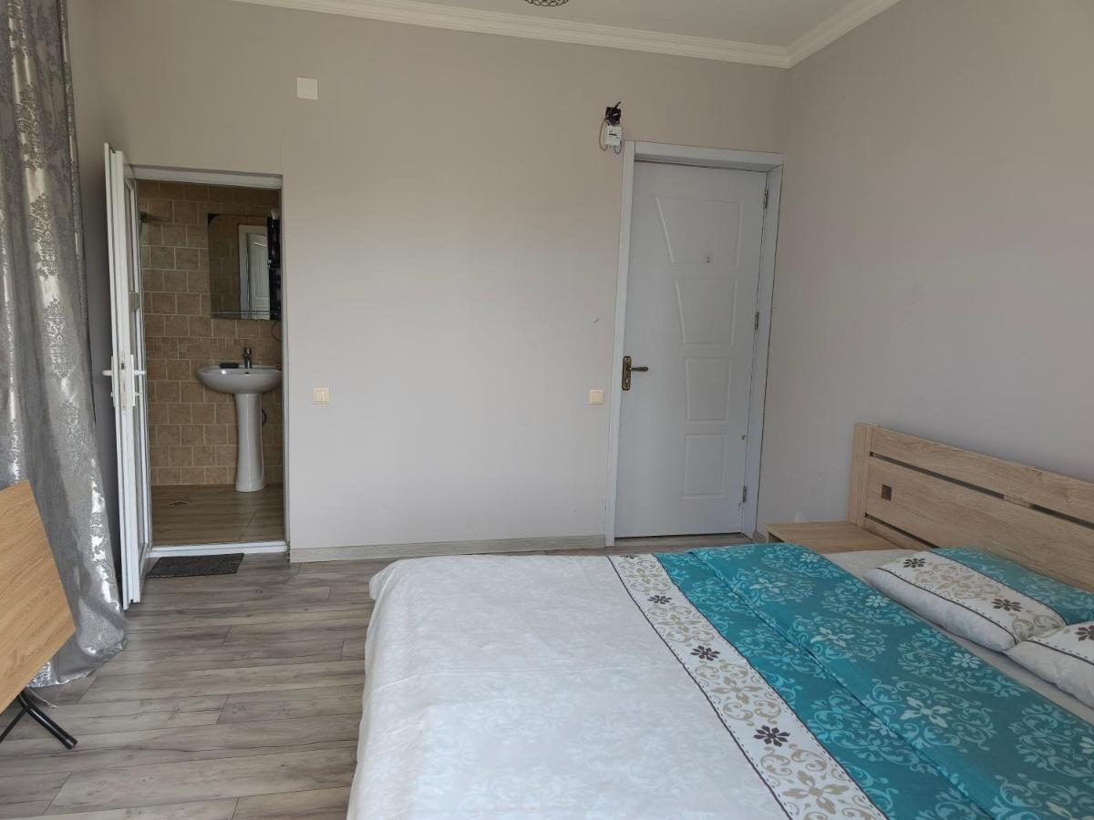 Tete Guest House Μπατούμι Εξωτερικό φωτογραφία