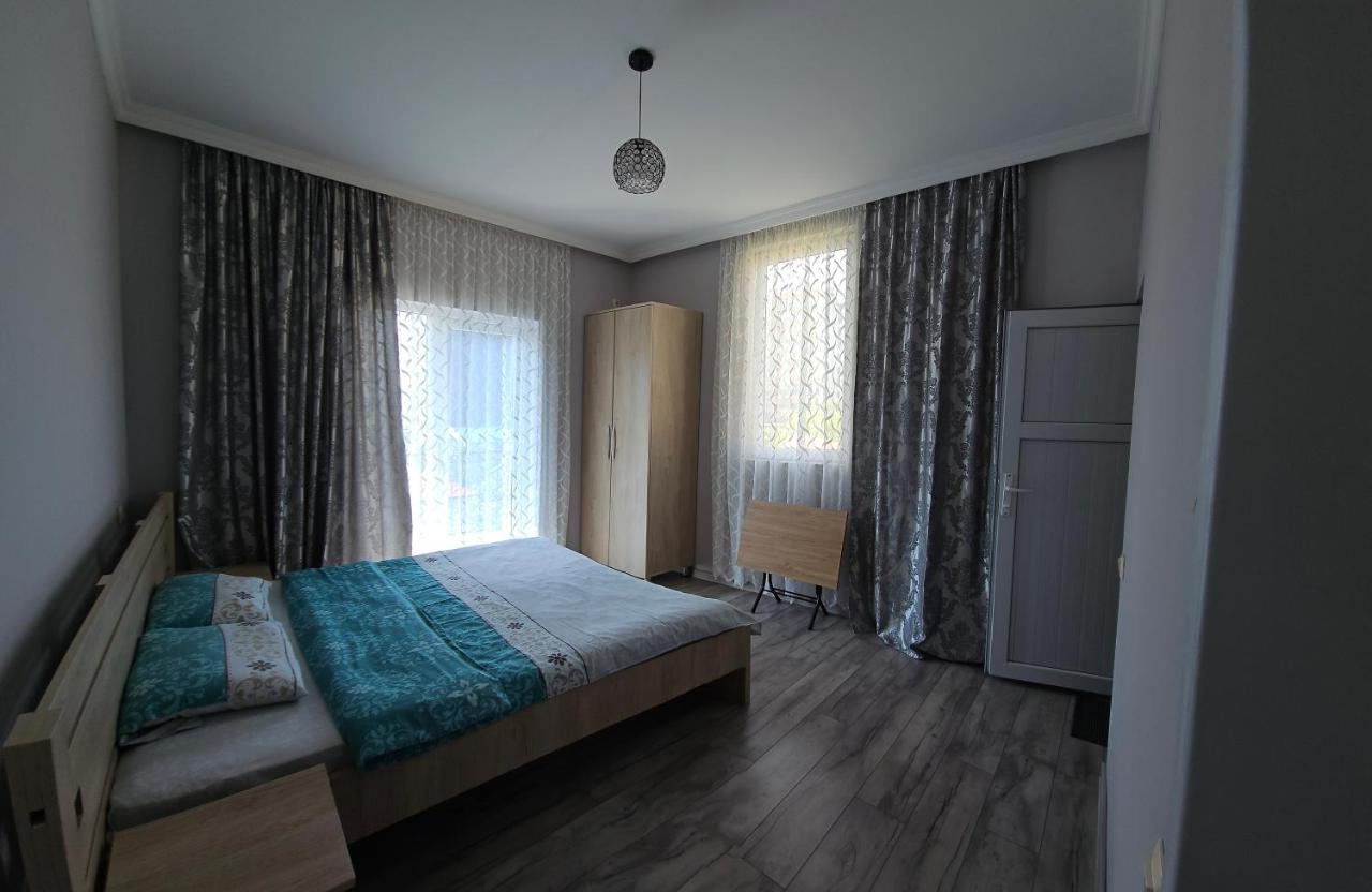 Tete Guest House Μπατούμι Δωμάτιο φωτογραφία